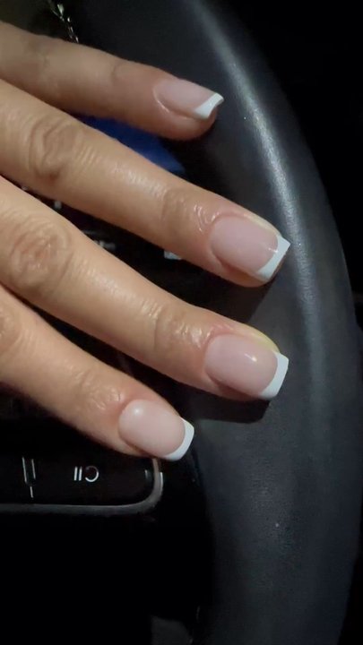 Beauty Touch Nails - Nail Salons Near Me - Van Nuys, California