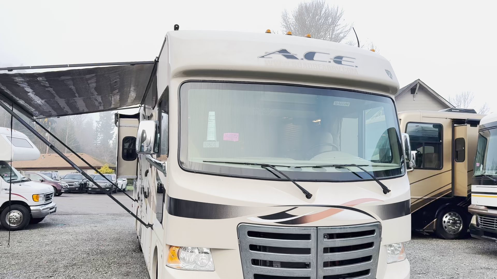 2015 Thor Ace 30 ft Class A Motorhome 2 Slides - Truck City RV