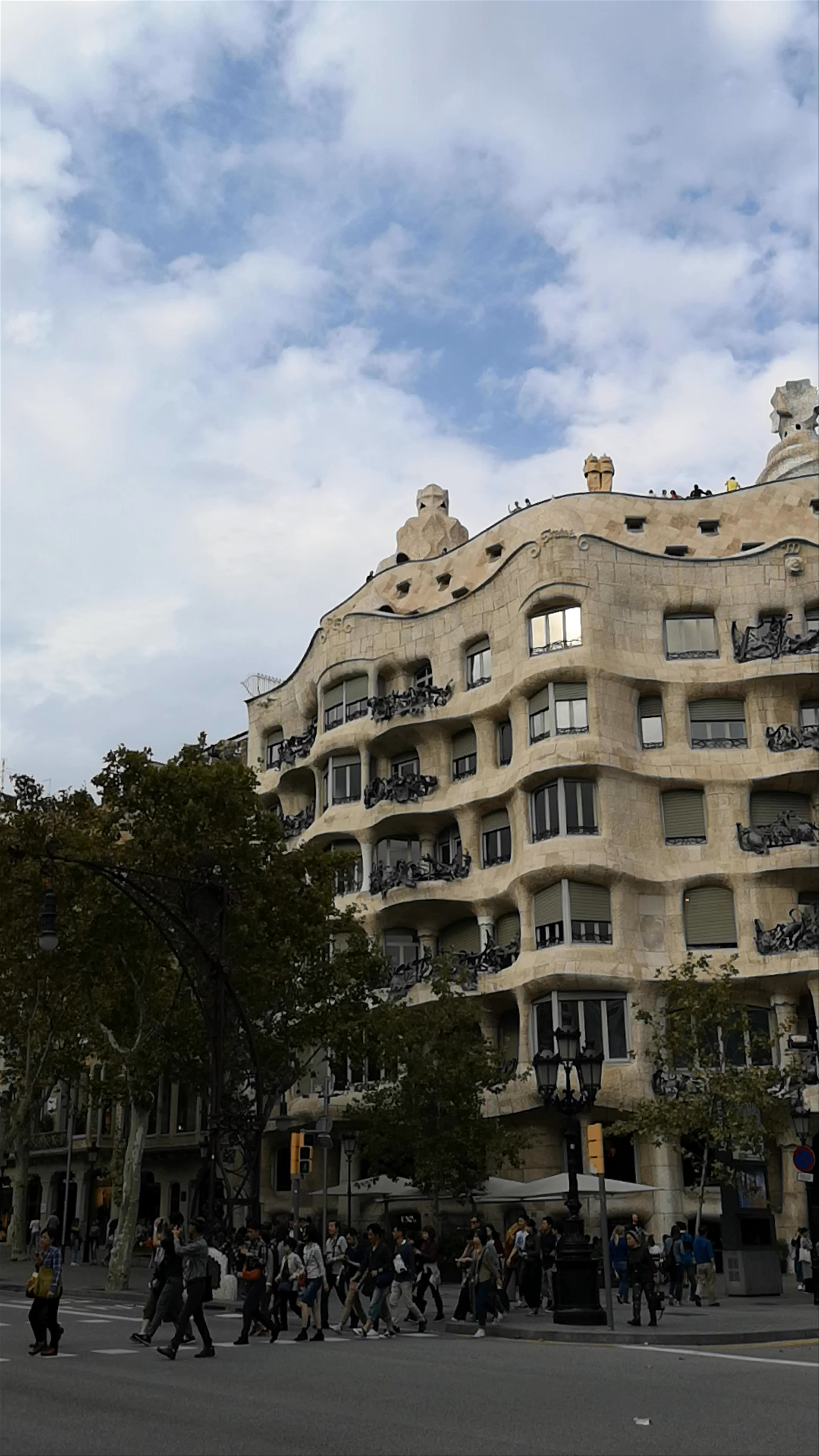Casa Milà: Gaudí’s Architectural Masterpiece in Barcelona