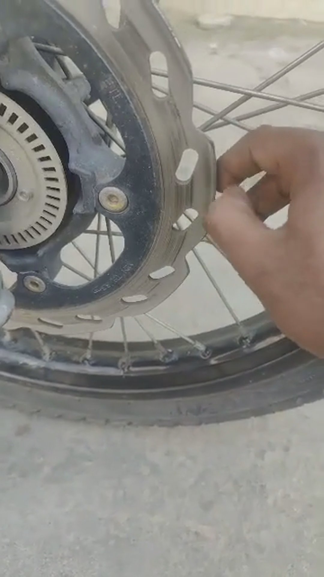 Walk-around video thumbnail