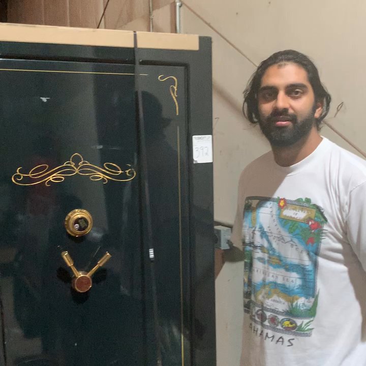Mark's Mobile Locksmith - Opened 2 very nice safes in Hayward last night! I will post another phot of bolt work! Can you count how many gears and bolts? - Keys & Locksmiths Near Me - Seaside, California