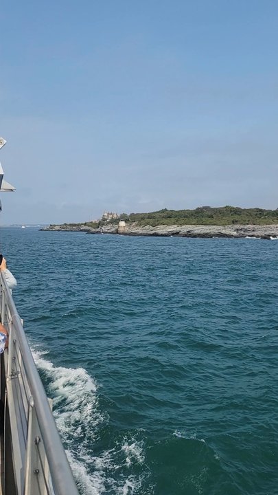 Castle Hill Lighthouse - Landmarks & Historical Buildings Near Me - Newport, Rhode Island