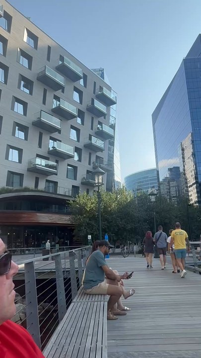 Seaport Common - Parks Near Me - Boston, Massachusetts