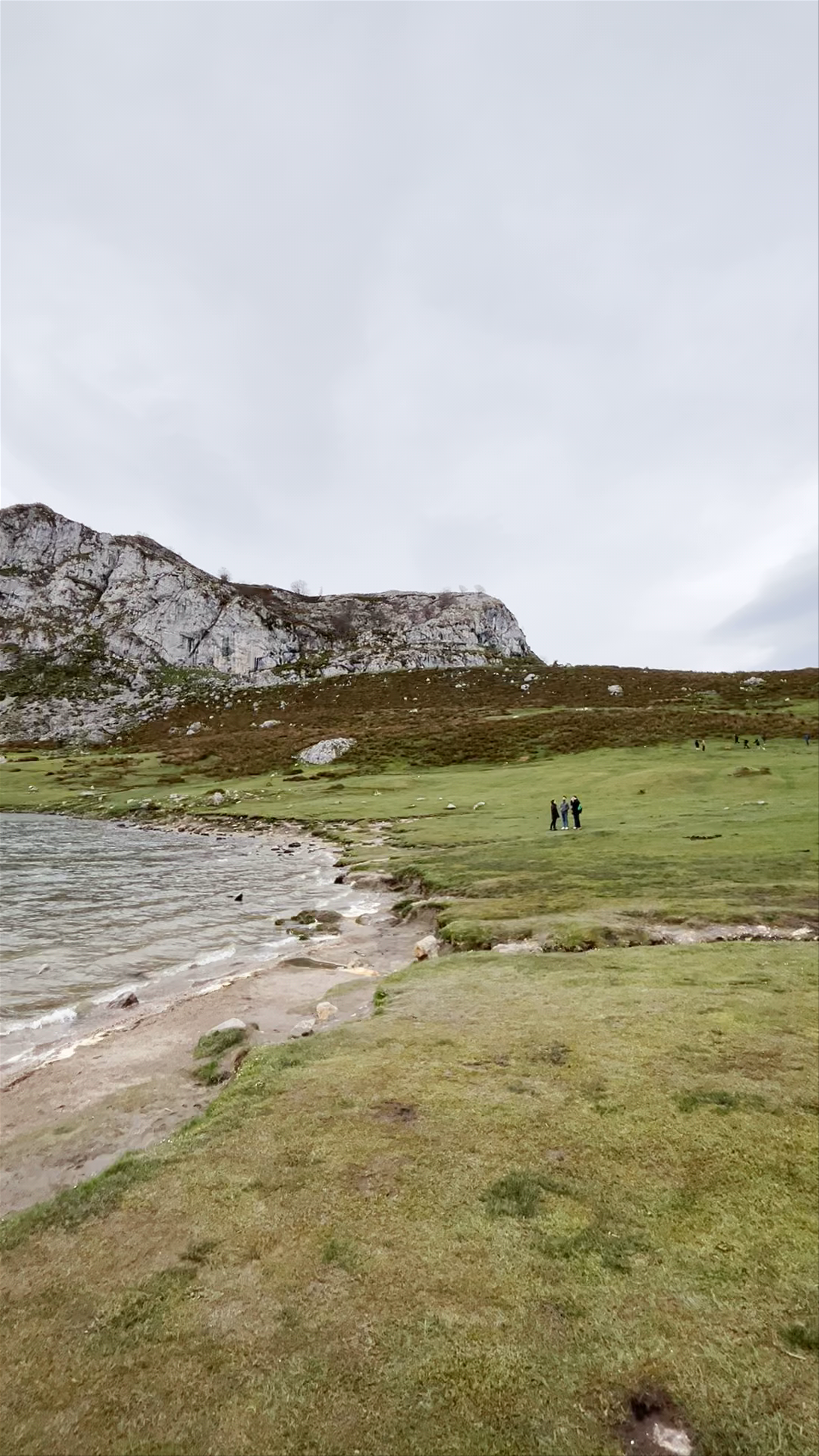 Exploring Lagos de Covadonga: Tranquil Mountain Lakes in Asturias, Spain