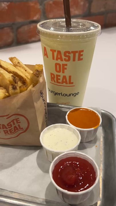 Burger Lounge - Burgers Near Me - Irvine, California