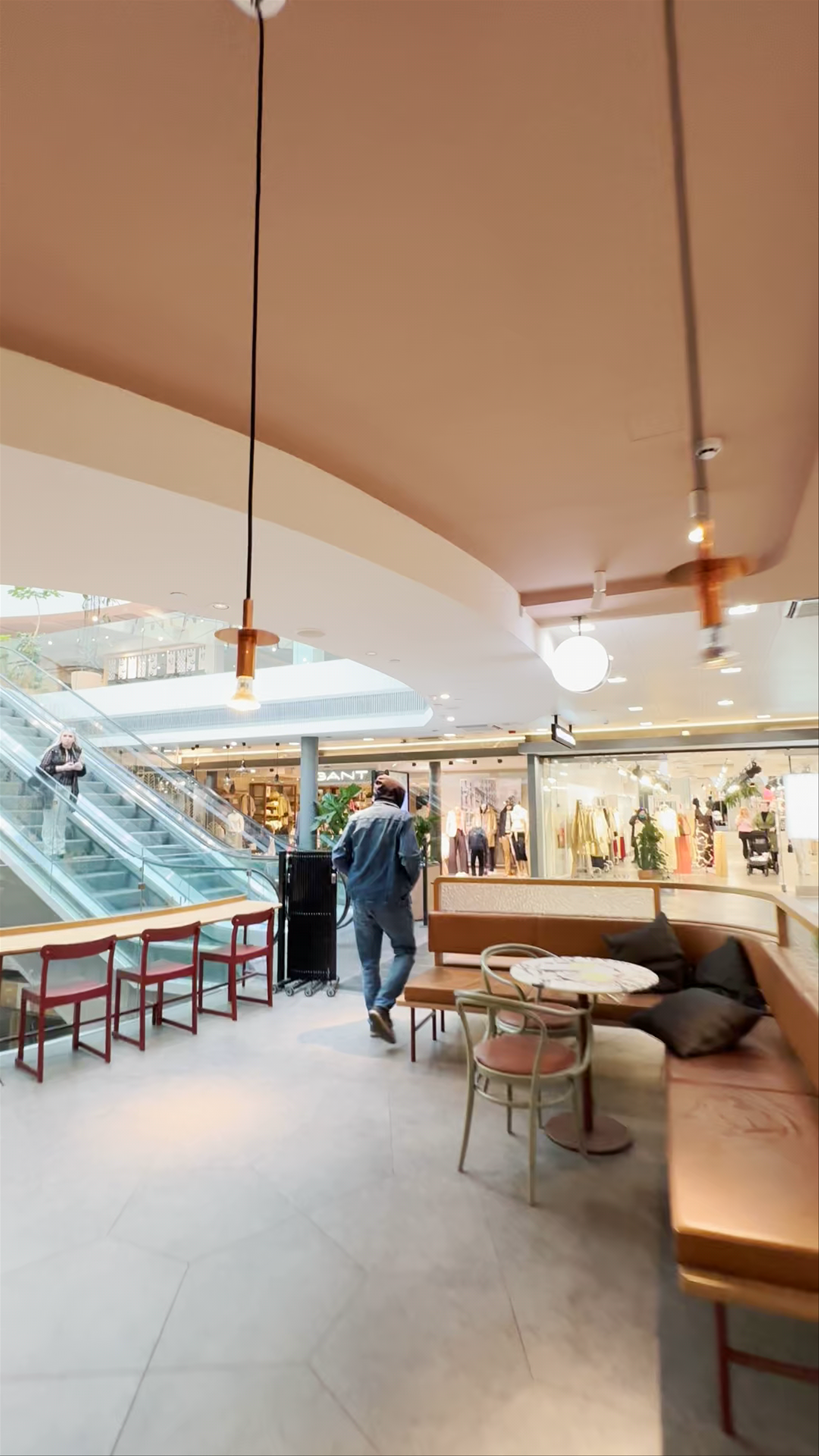 Kämp Galleria: Elegant Urban Shopping Experience in Helsinki