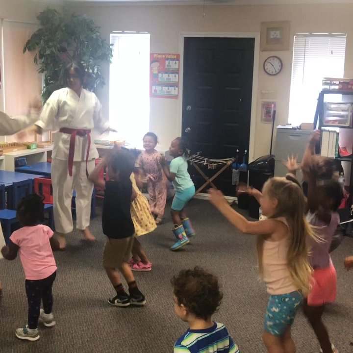 Little Ivies Montessori - Summer camp 2021 - Montessori Schools Near Me - Plano, Texas