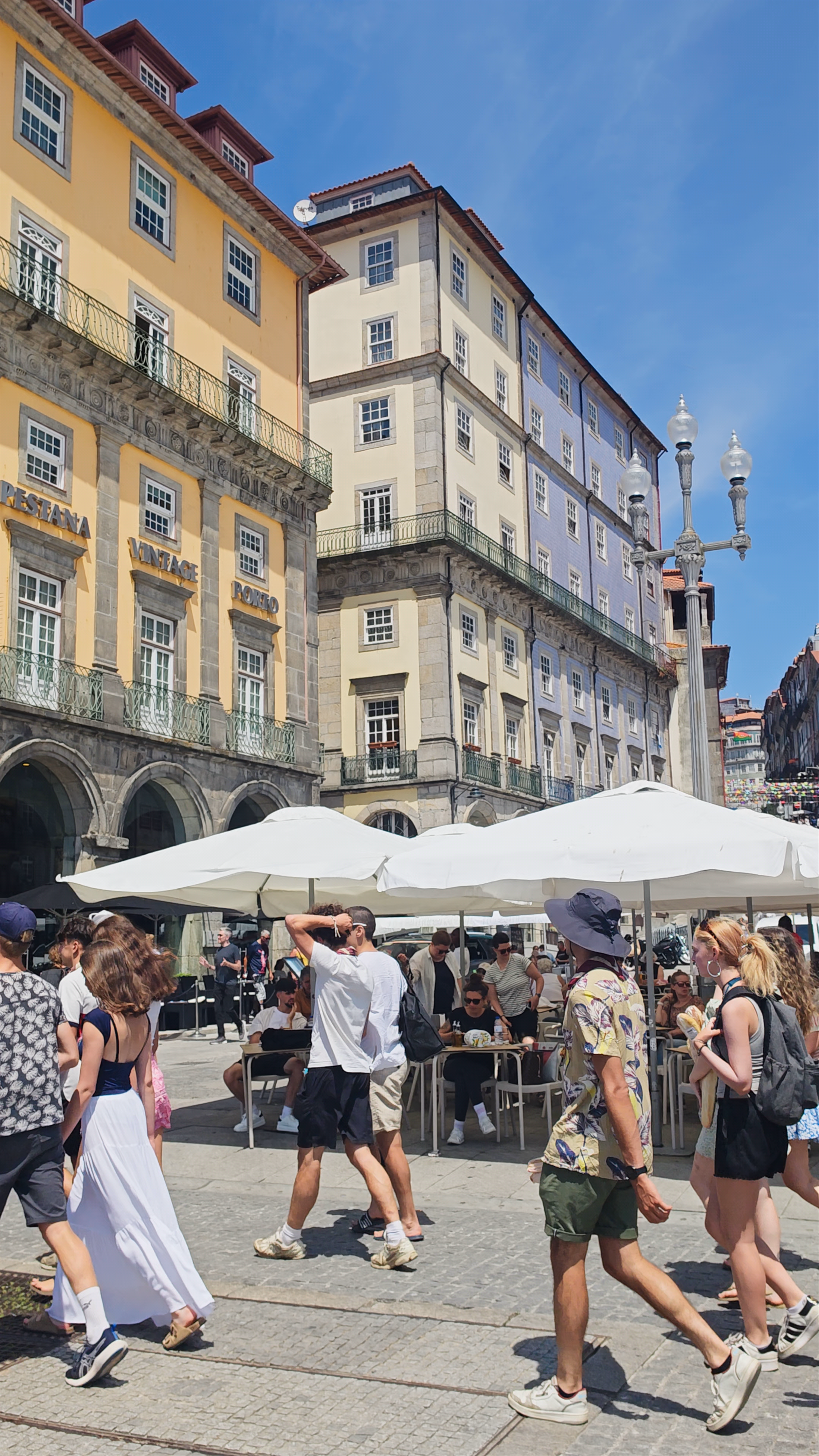 Praça da Ribeira - Rua Fernandes da Fonseca - Ribeira