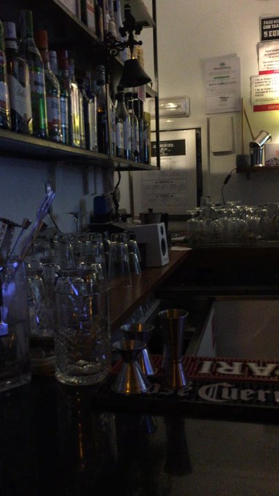 El Caballo Loco - Gente muy maja - Cocktail Bars Near Me - València, V