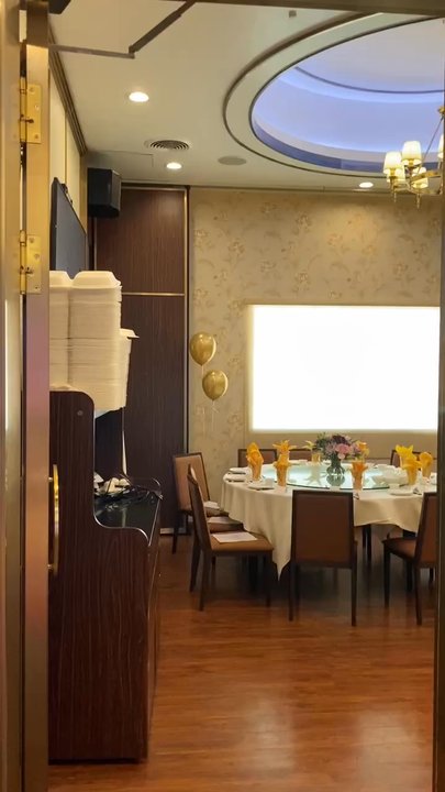 Boons Balloons - Balloon decorations - Balloon Services Near Me