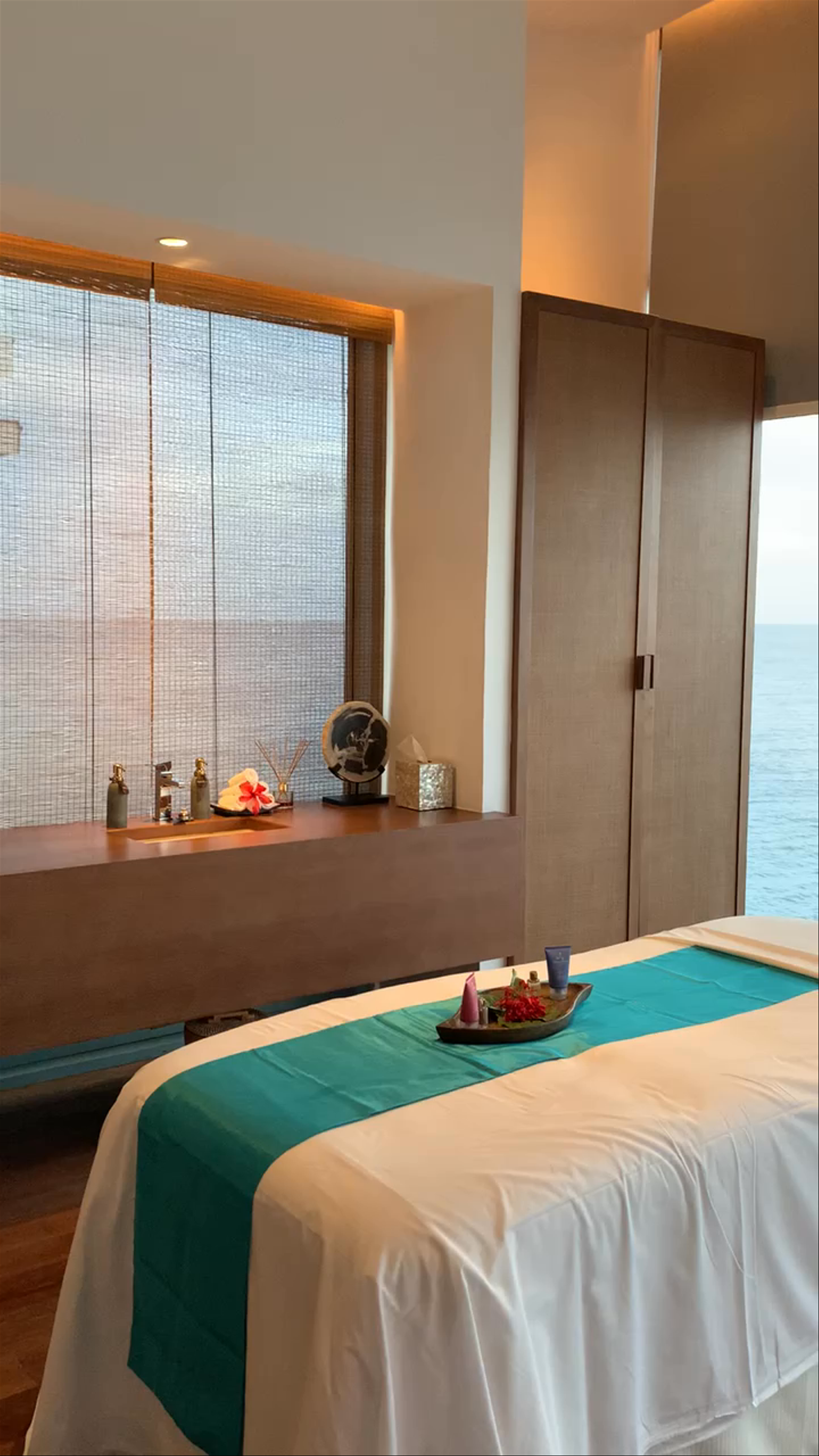 Raffles Maldives Meradhoo Resort