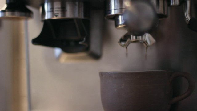 Making a double espresso coffee