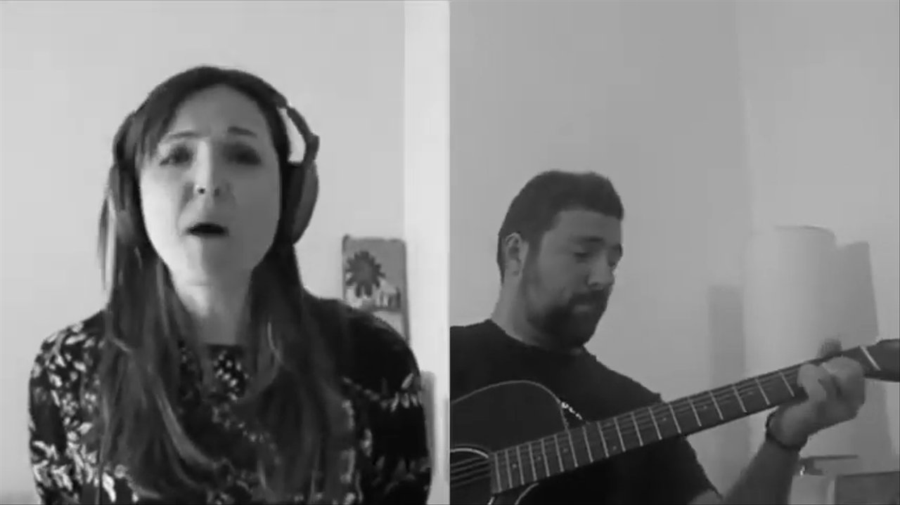 The Somethings Duo - To Be With You - video
