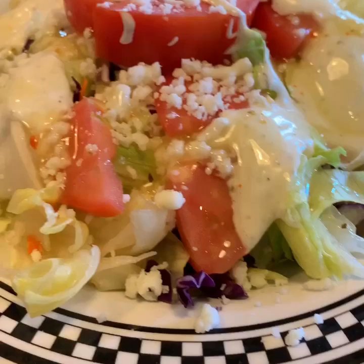 Stuft Pizza - Casual pizzeria serving thin, regular, deep-dish or gluten-free pizzas, plus salads, pastas.  #somethingdelicious #wheretoeat #foodreels - Pizza Near Me - Dana Point, California