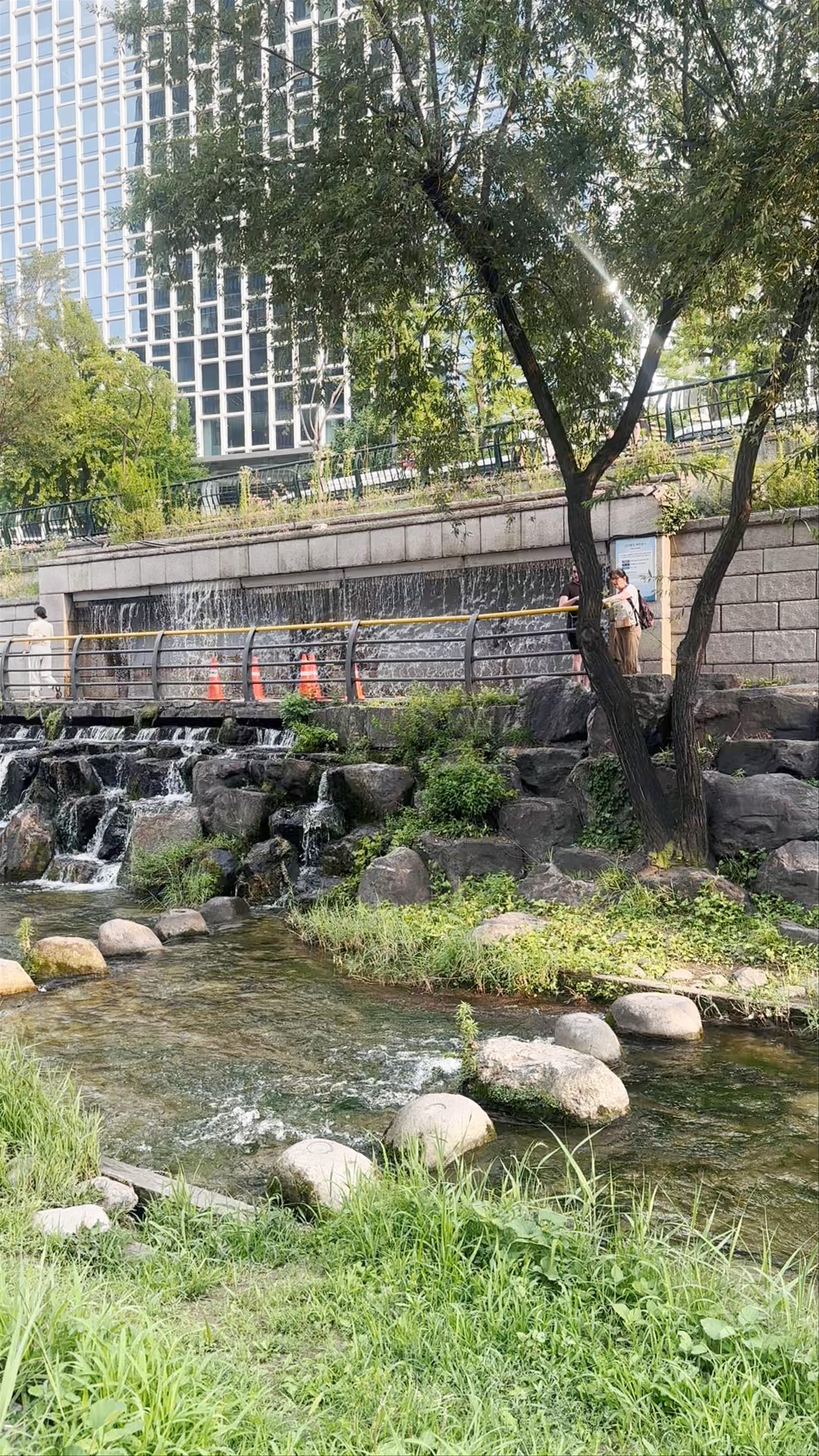 Cheonggyecheon Stream