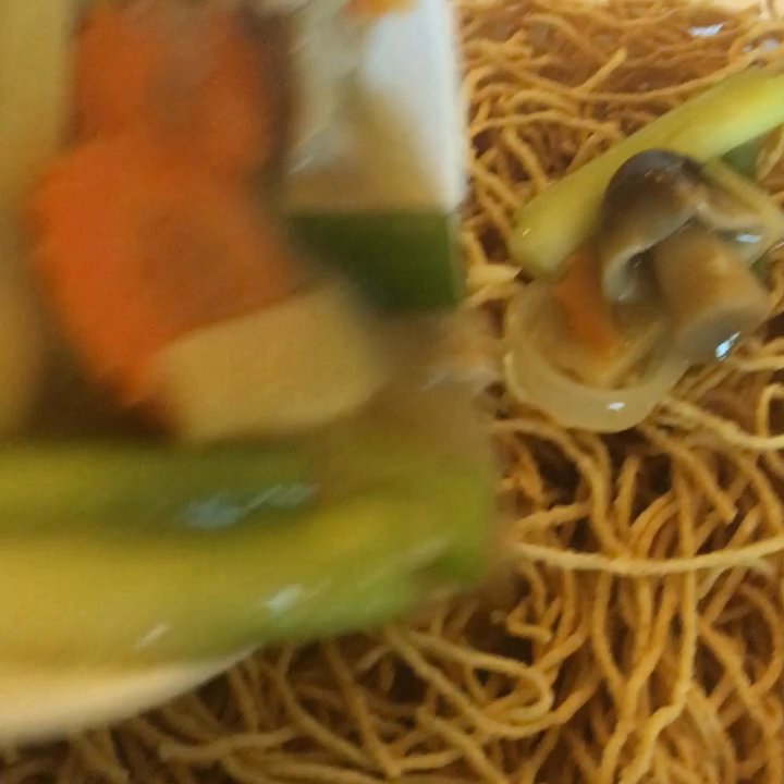 Spicy Thai - Gravy chow mein (pork) take-out - crispy noodles topped with bamboo shoot, onion, and mushroom gravy - Thai Near Me - Lancaster, California