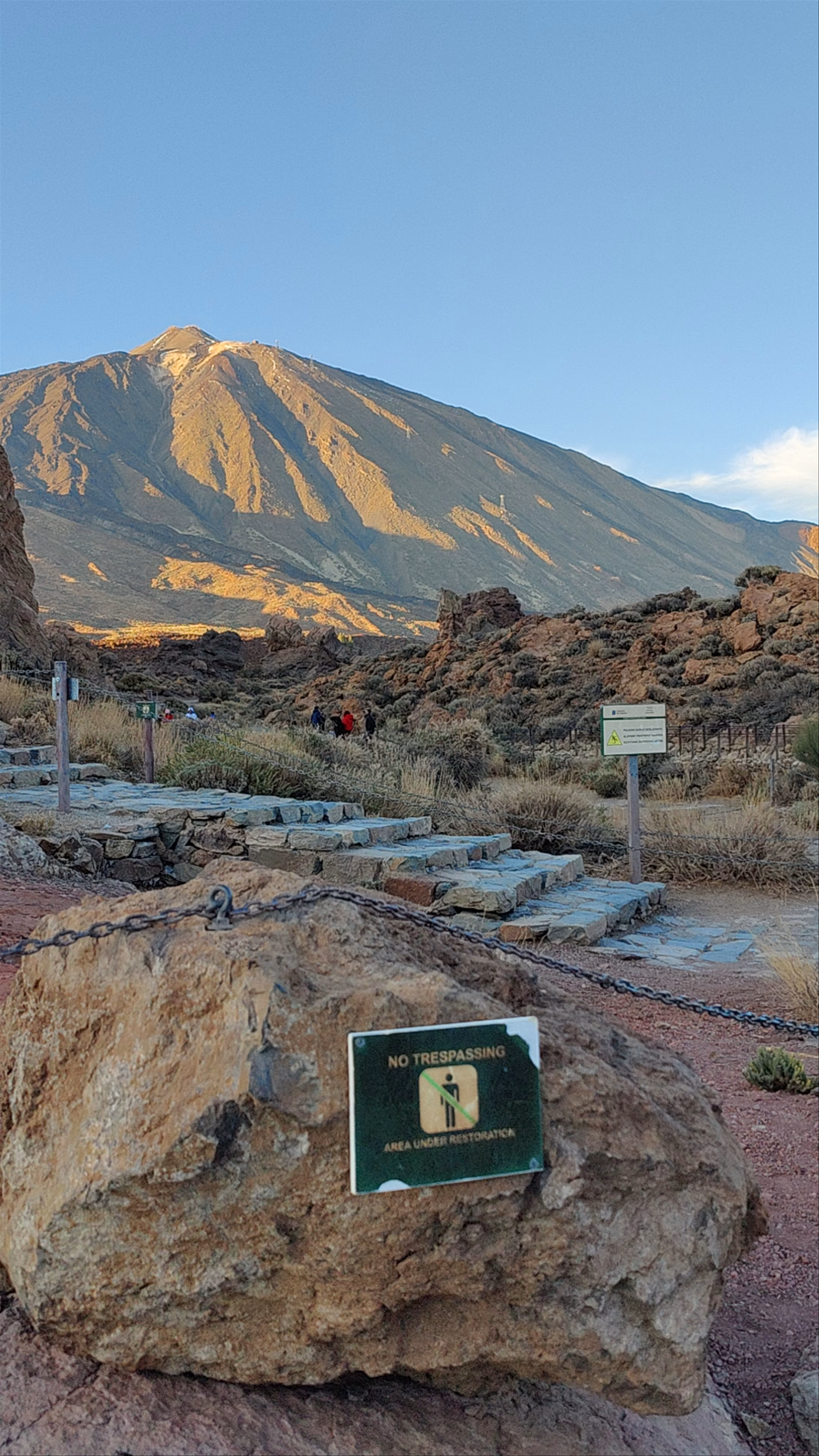 Roque Cinchado: Mystical Rock Formations with Mount Teide Backdrop, Tenerife