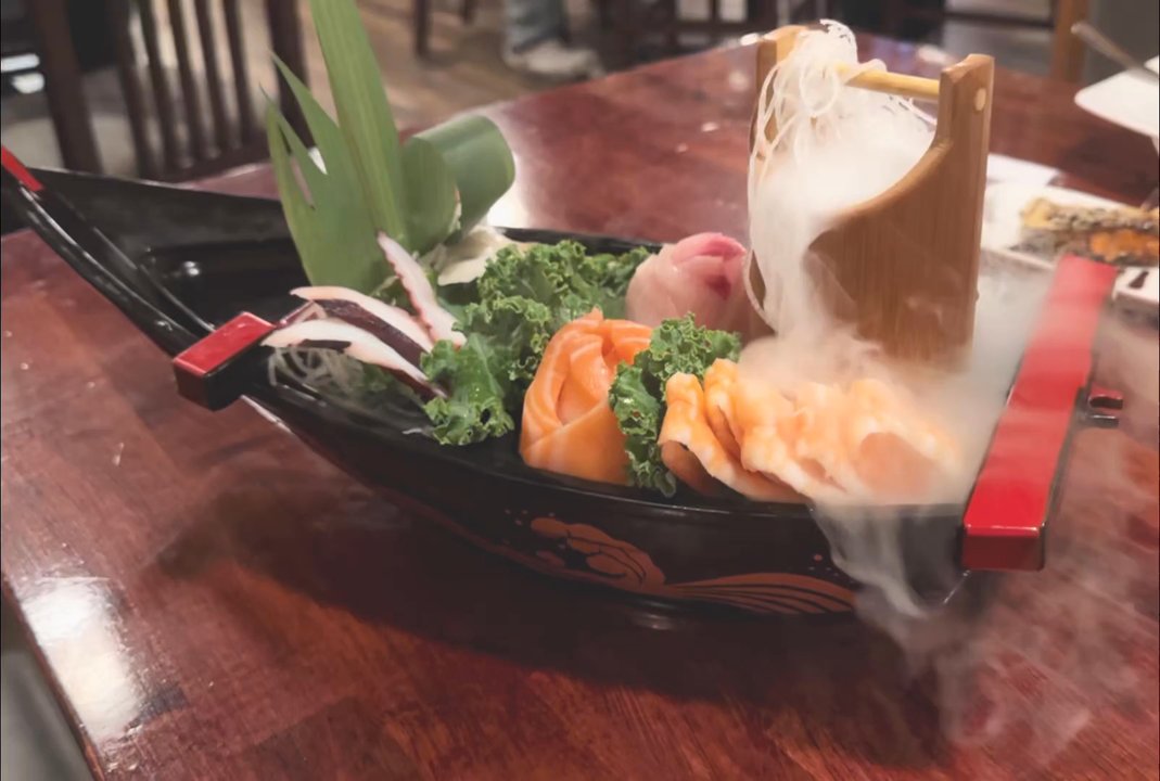 Japan House - Sashimi boat - Sushi Bars Near Me - Irving, Texas