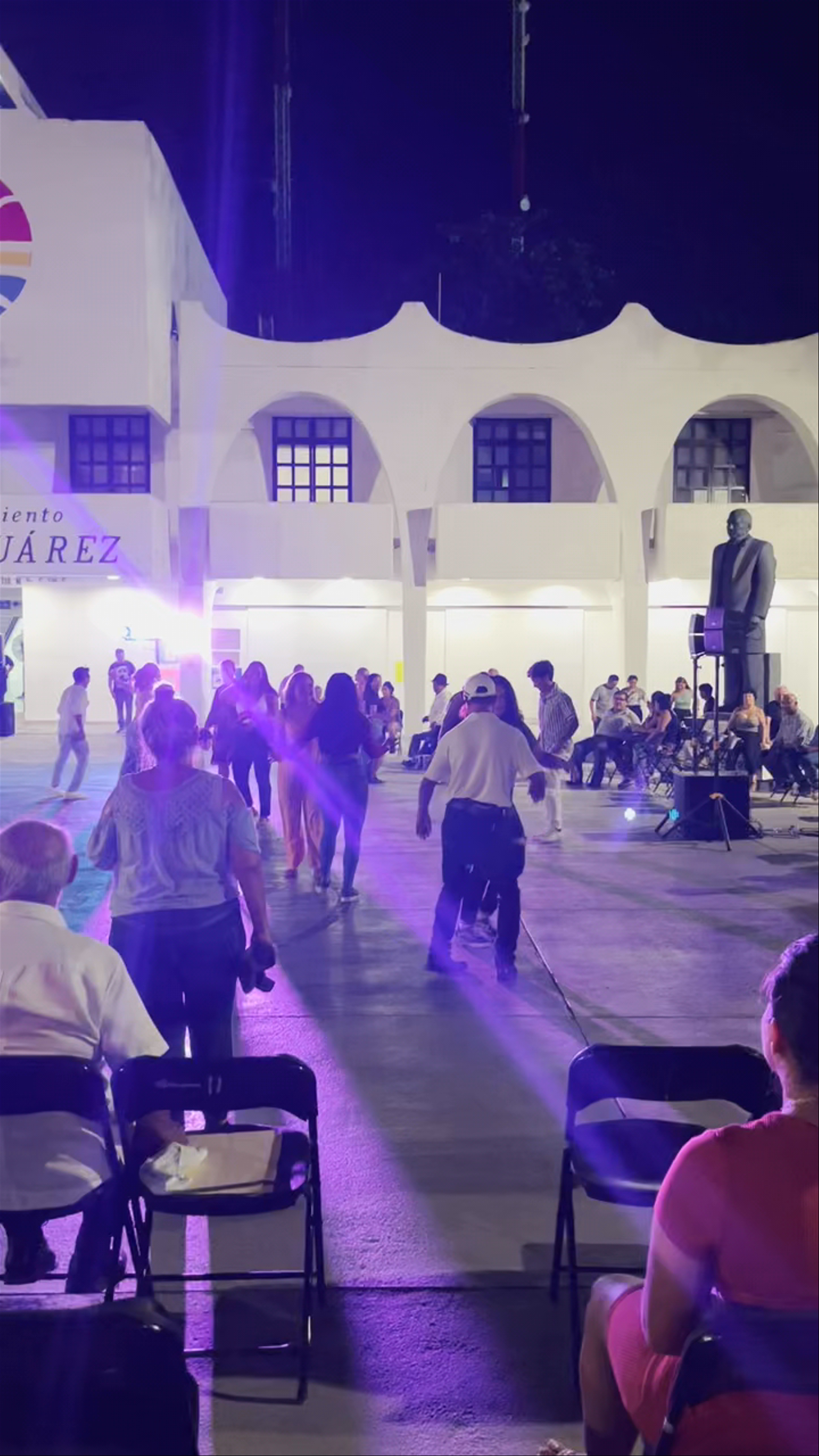 Evening Social Dance and Community Vibe at Benito Juárez, Cancún