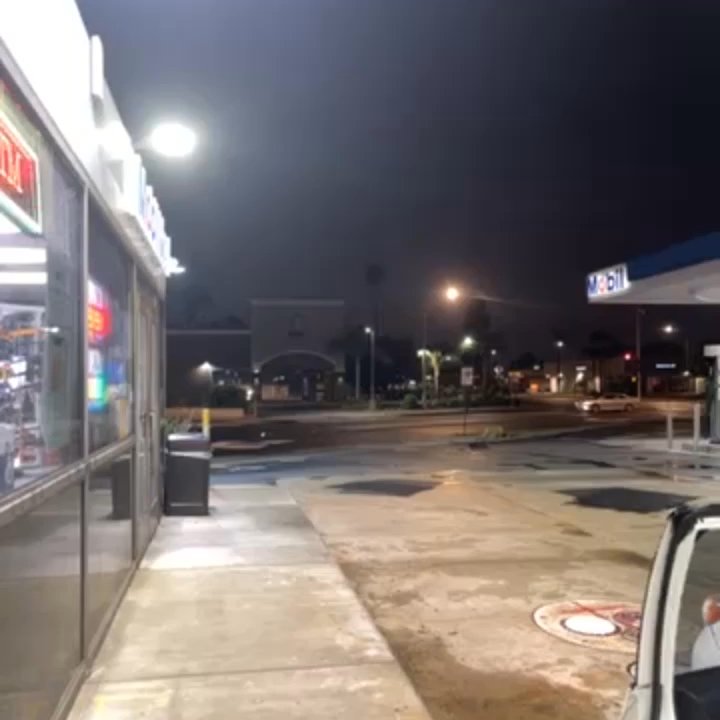 Mobil - Closed no one was helping anyone waited outside 15 mins no signs of anyone 2am - Gas Stations Near Me - Anaheim, California