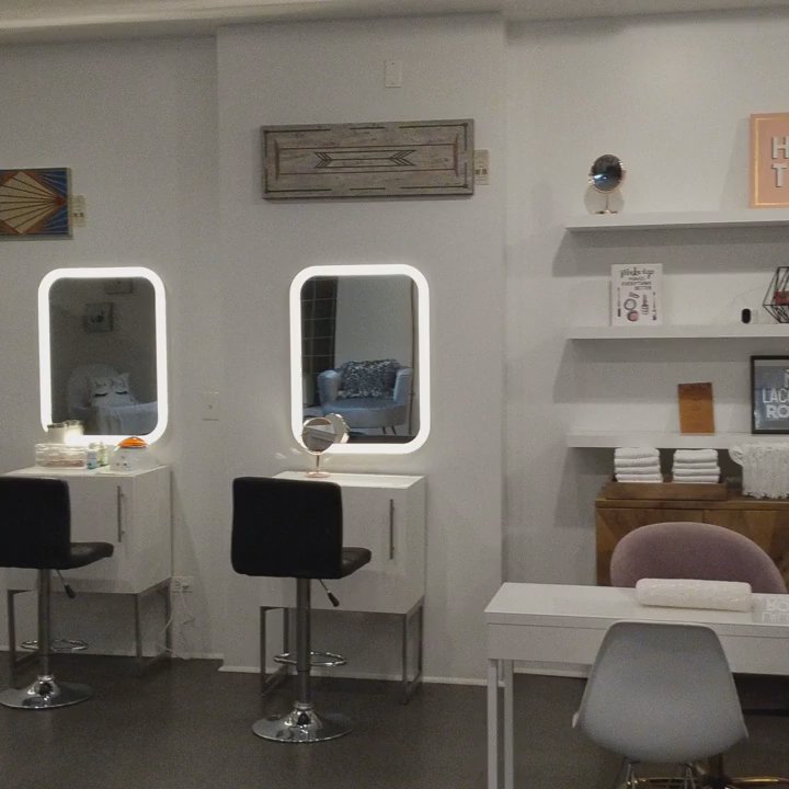 TM Lacquer Room - Nail Salons Near Me - Chicago, Illinois