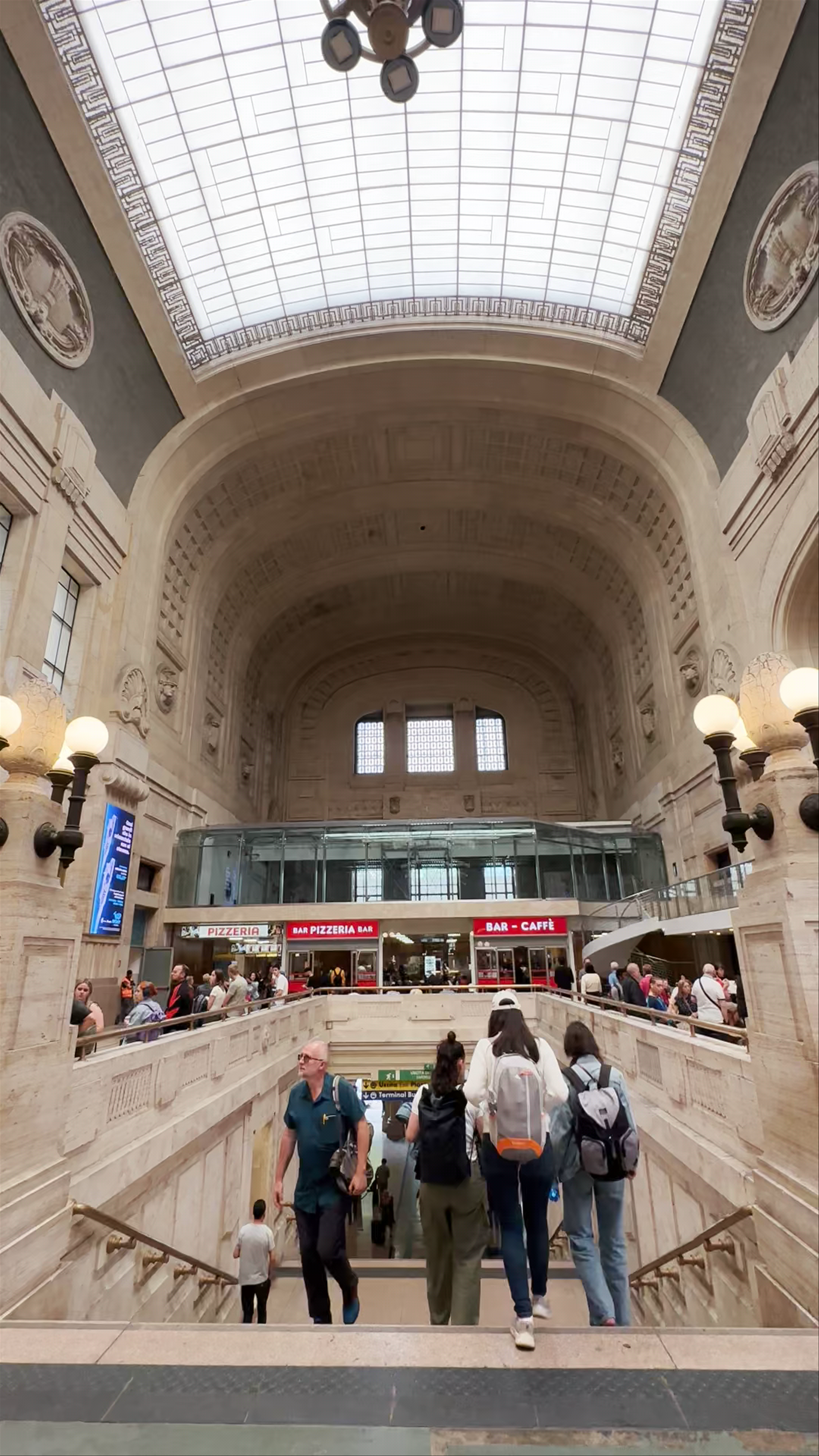 Milano Centrale Railway Station: Majestic Gateway in Milan