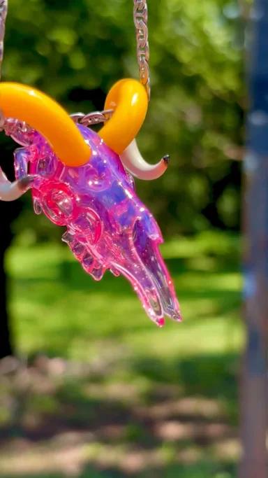 Preview pic of Sherbet collab ram skull pendant