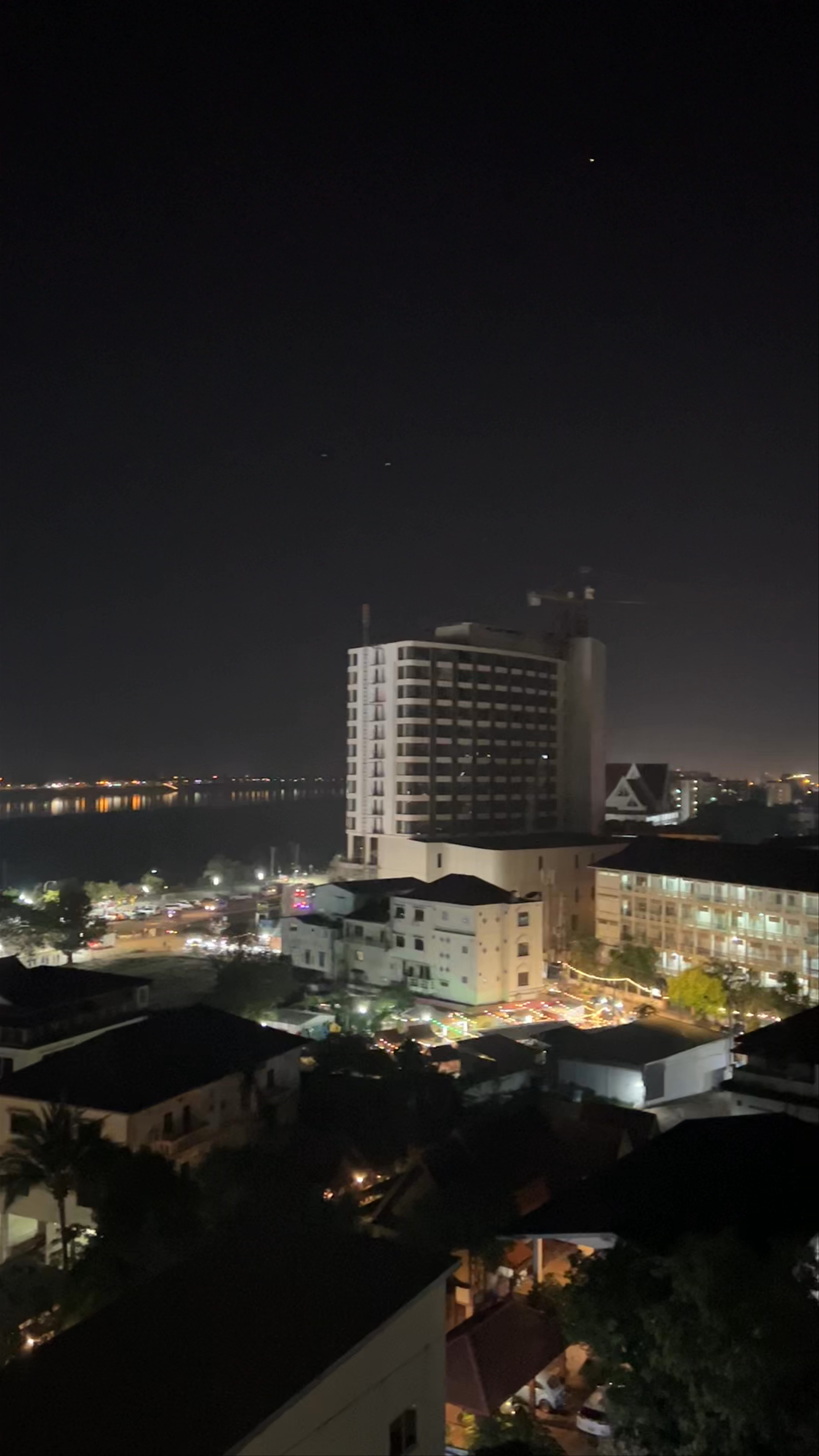 Tipsy Elephant Vientiane Rooftop Lounge