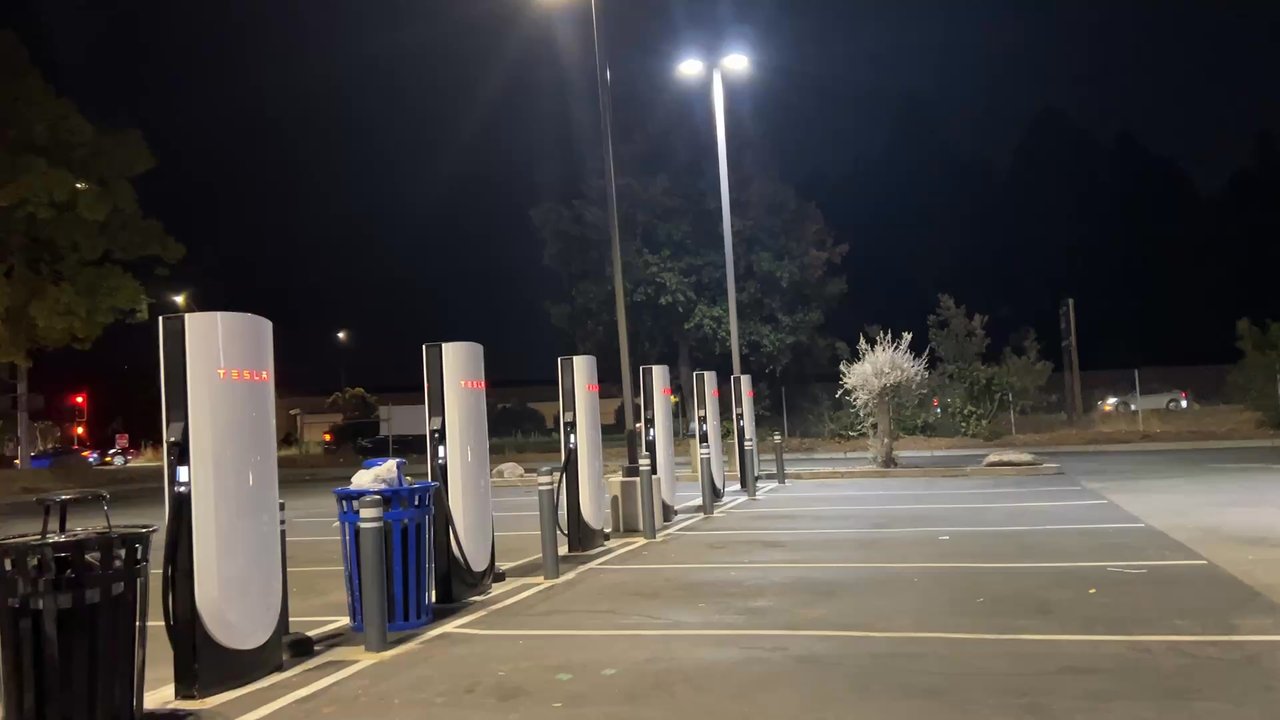 Tesla Supercharger - Tesla Supercharger - EV Charging Stations Near Me - Milpitas, California
