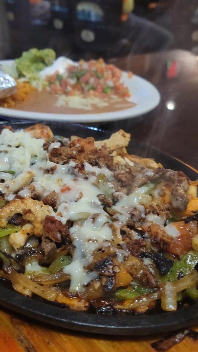 Arandas Mexican Grill - Can't remember the name, shrimp, steak, chicken fajitas with cheese - Mexican Near Me - Delavan, Wisconsin