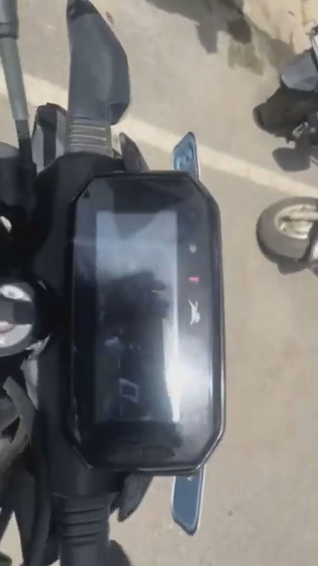 Walk-around video thumbnail