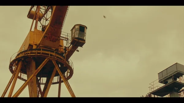 Vogue Greece - © Artlist