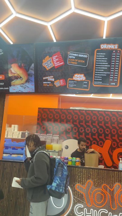 Yo Yo Chicken - Menu LED - Halal Near Me - Brooklyn, New York