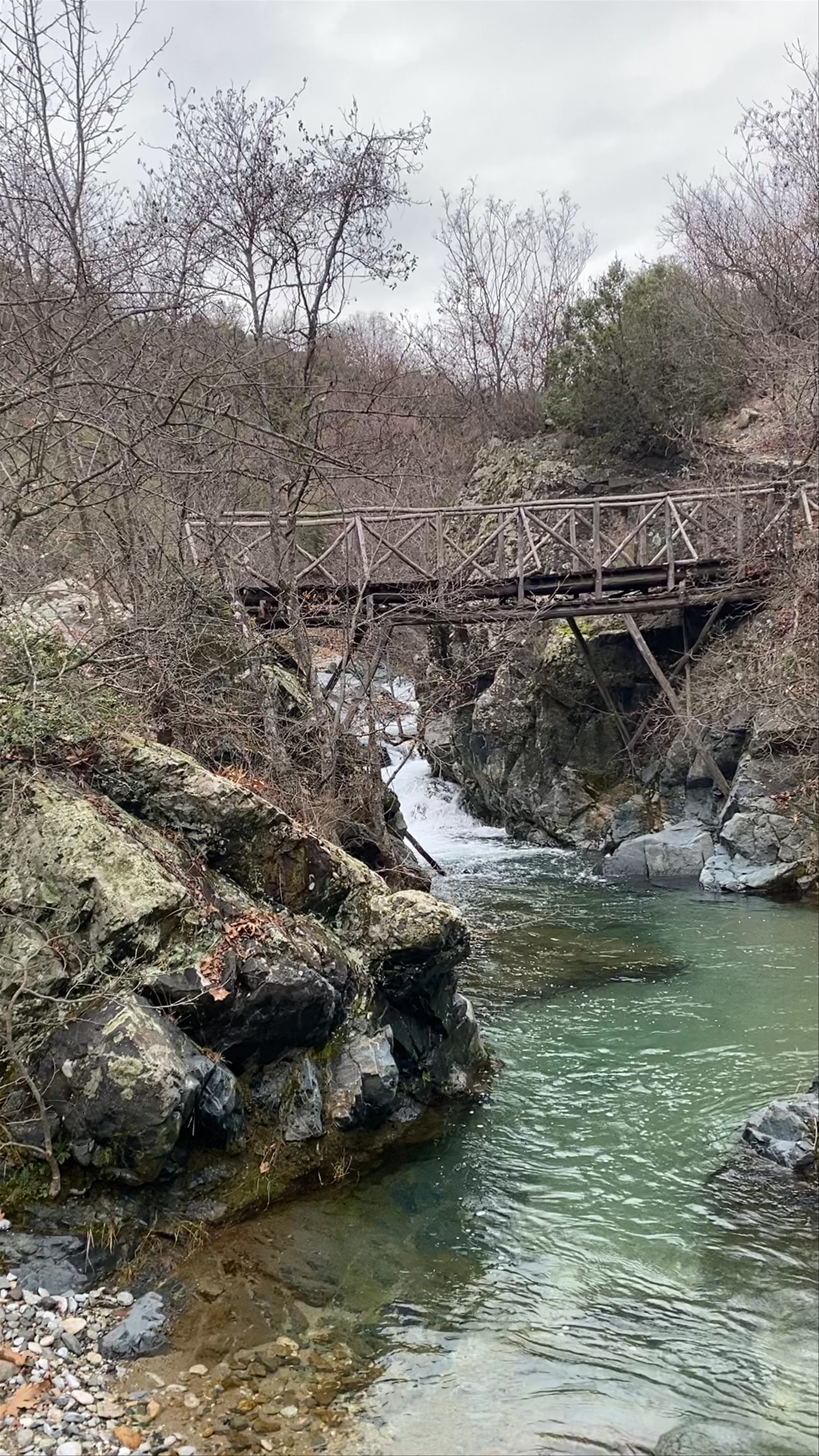 Ξύλινη γέφυρα