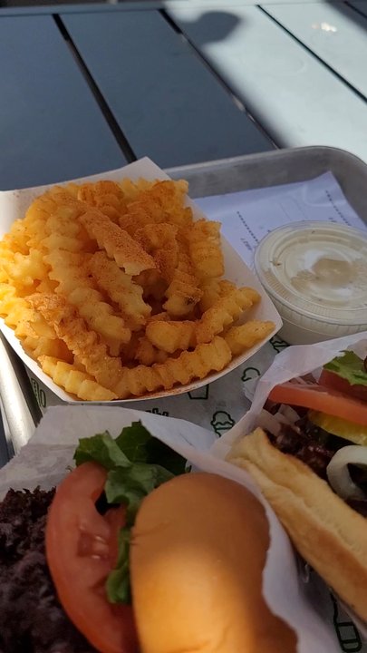 Shake Shack - Burgers Near Me - Los Angeles, California
