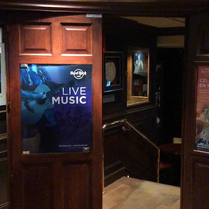 Hard Rock Cafe - Skyline room downstairs. - American Near Me - Madrid, M