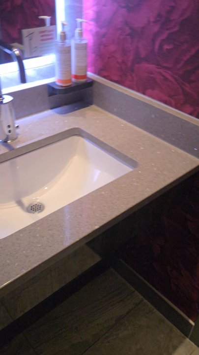 Bloom Boutique Bar & Eatery - New American Near Me - Albany, New York
