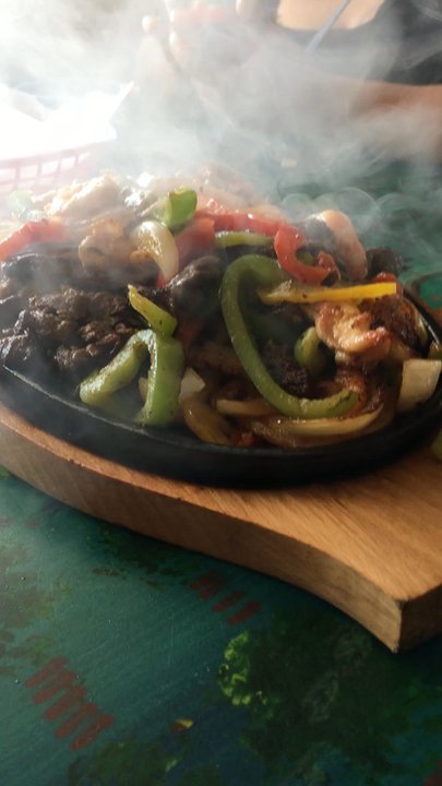 Villa Del Mar - Steak , shrimp , and chicken fajita - Mexican Near Me - Fontana, California