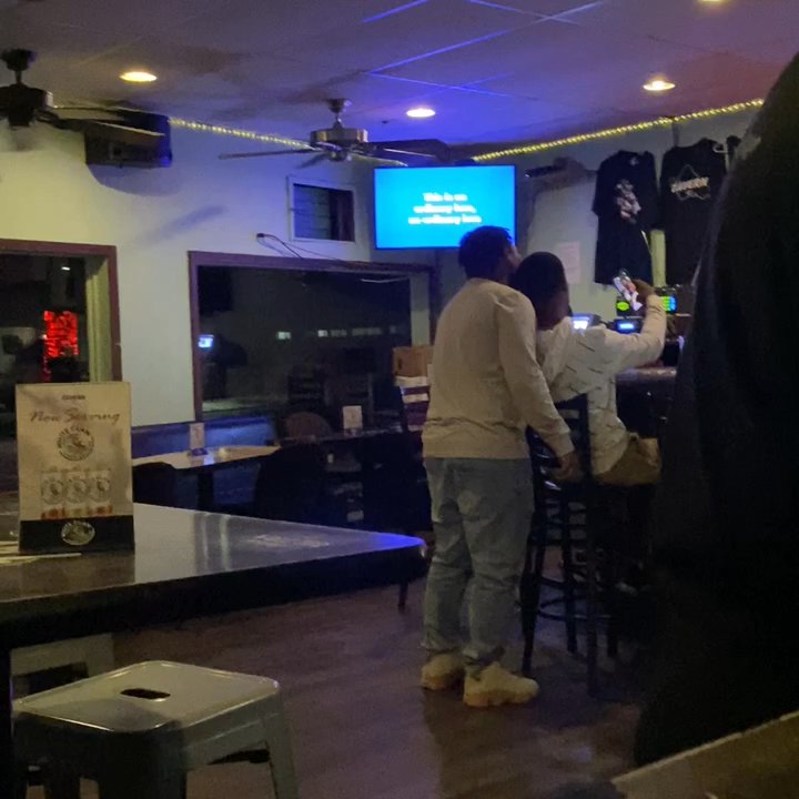 Kailua Tavern - Sports Bars Near Me - Kailua, Hawaii