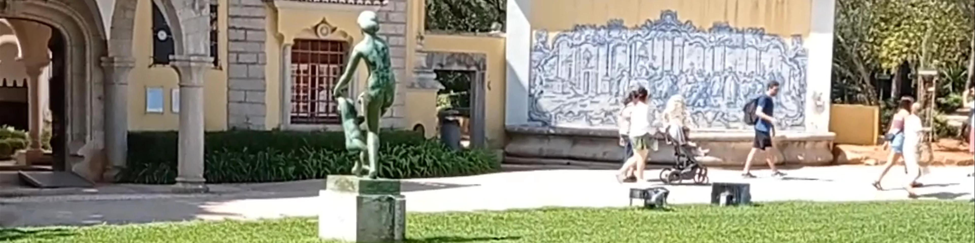 Museu Condes de Castro Guimarães