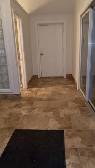 Listing photo-2