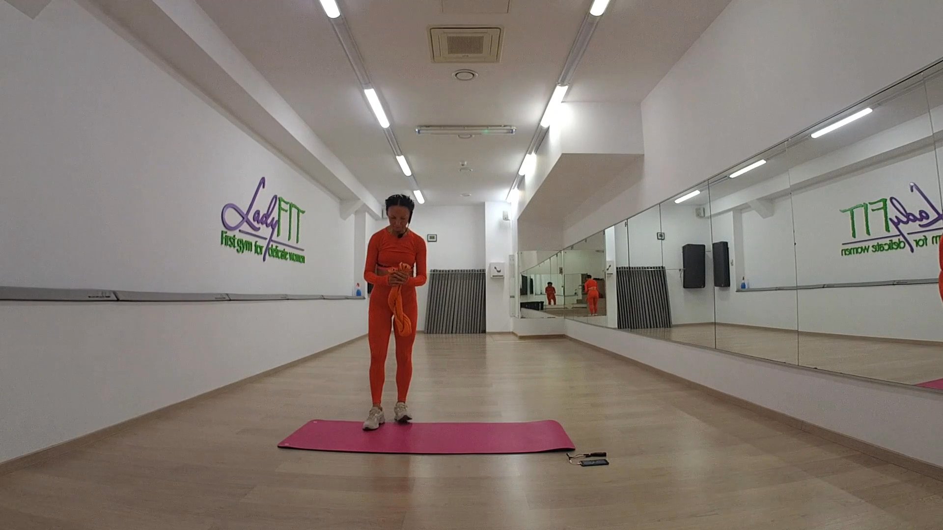 Marcela postural cu prosop 1
