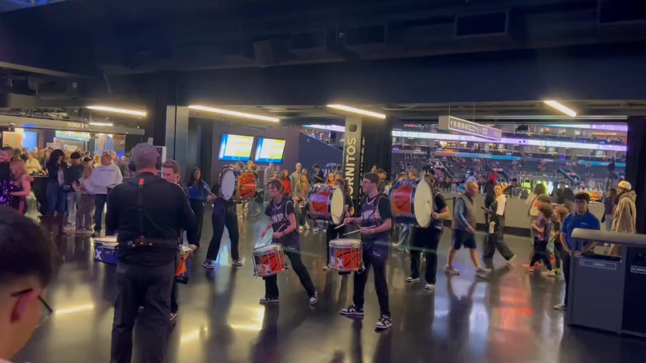 Phoenix Suns - Professional Sports Teams Near Me - Phoenix, Arizona