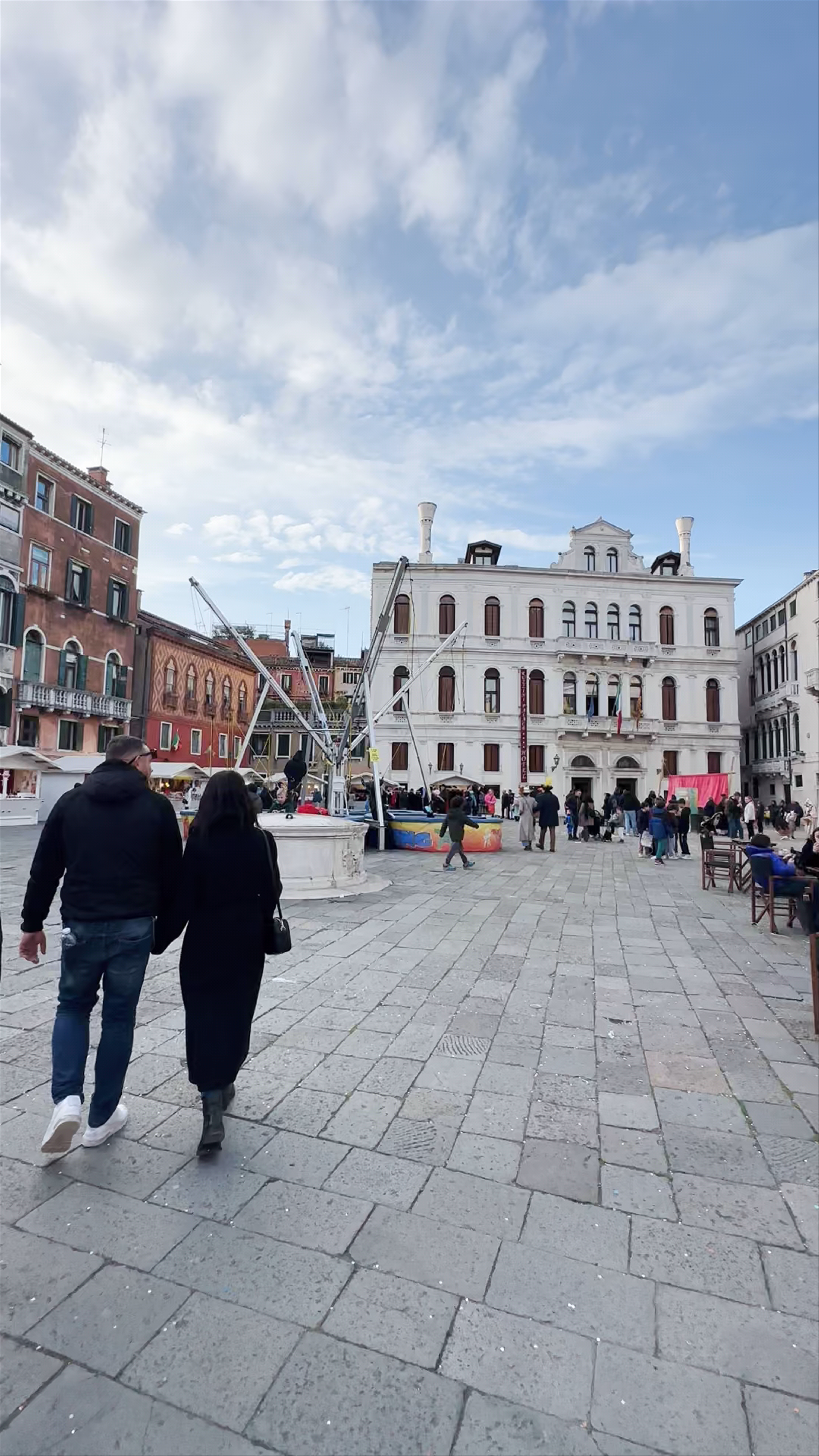 Santa Maria Formosa: Captivating Square Life in Venice