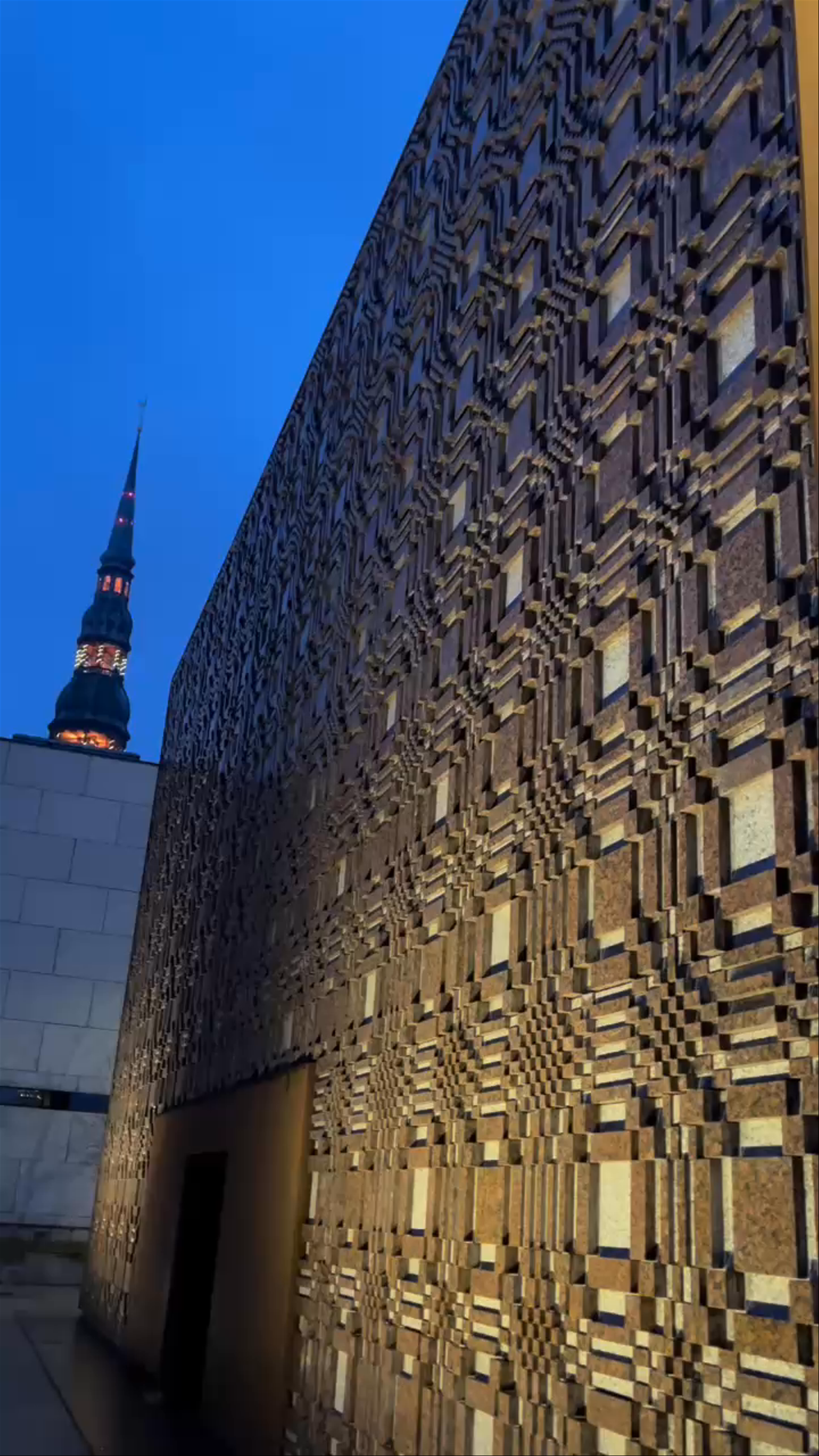 Memorial to the Victims of Communism and to the Resistance