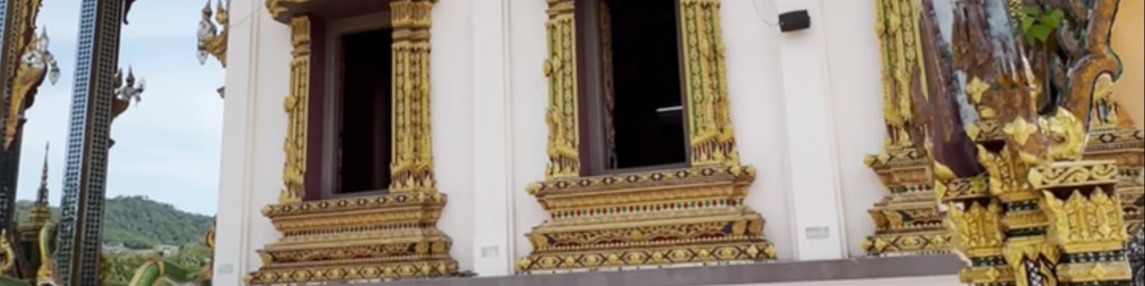 Wat Plai Laem