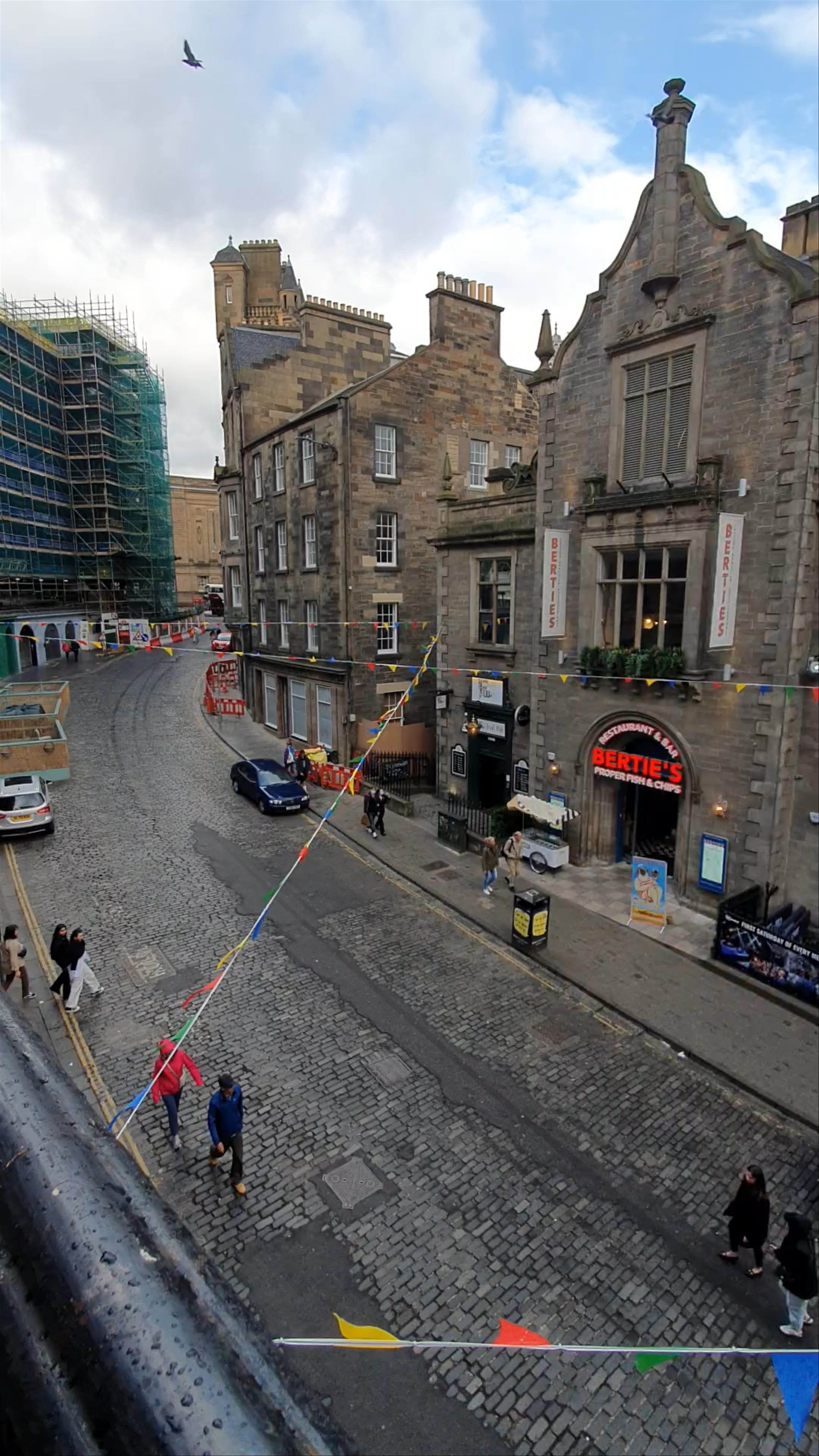 Victoria Terrace: Historic Scottish Charm in Edinburgh