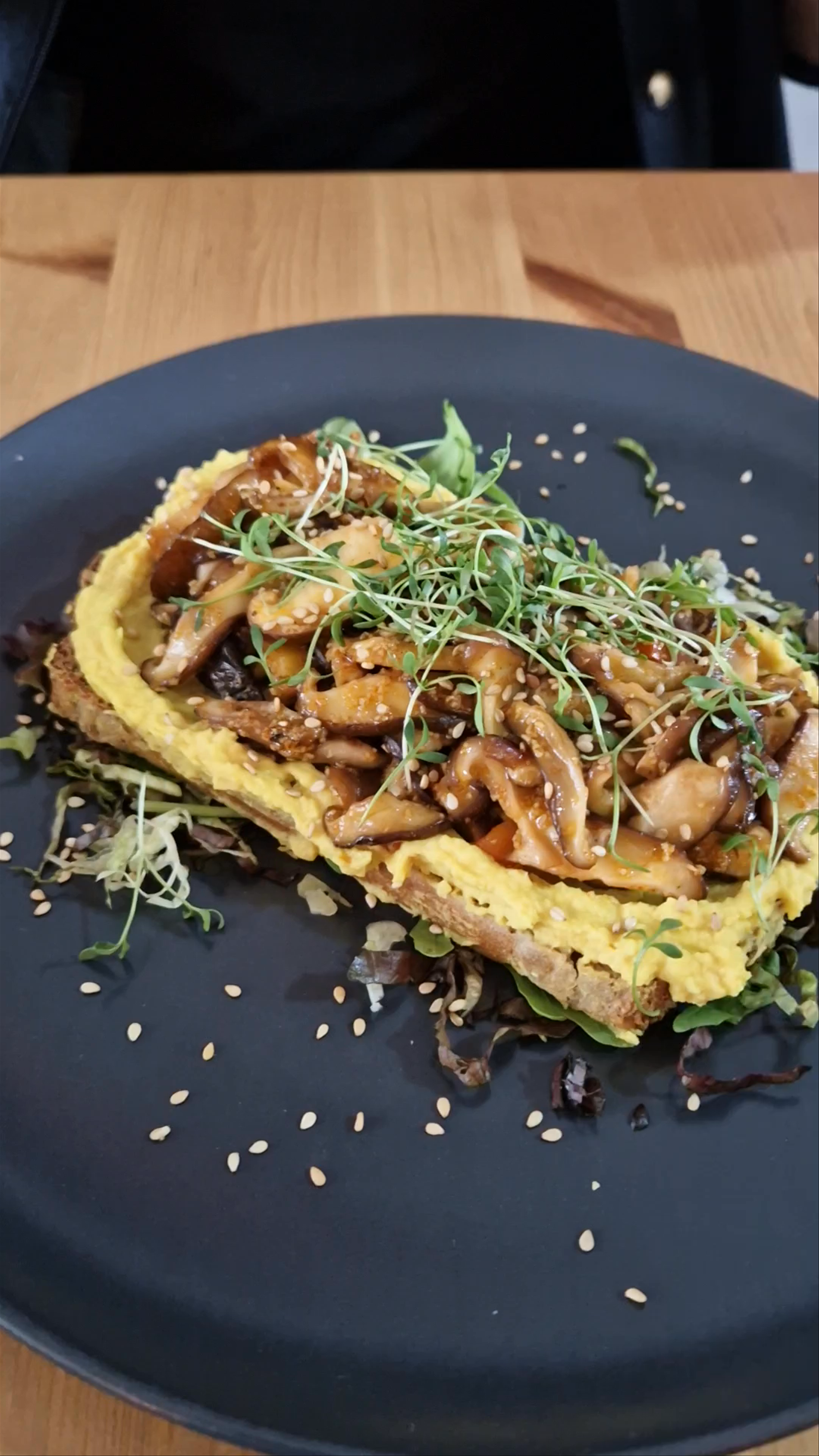 Vibrant Plant-Based Brunch at 100 Culpa, Porto
