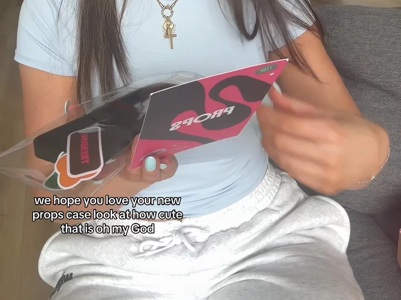Tripod phone case UGC