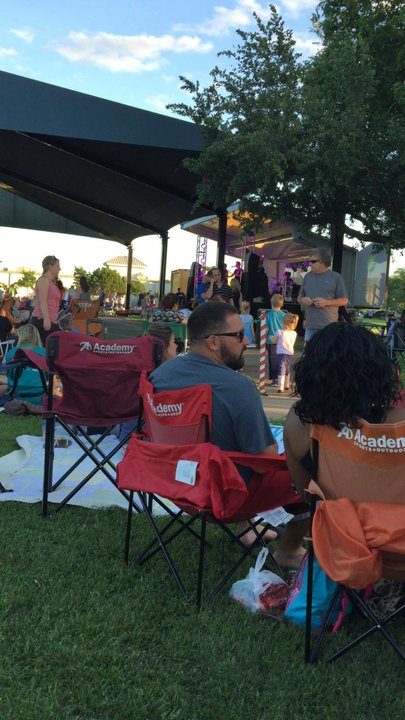 Elizabeth Milburn Park - Concert in the park. - Swimming Pools Near Me - Cedar Park, Texas